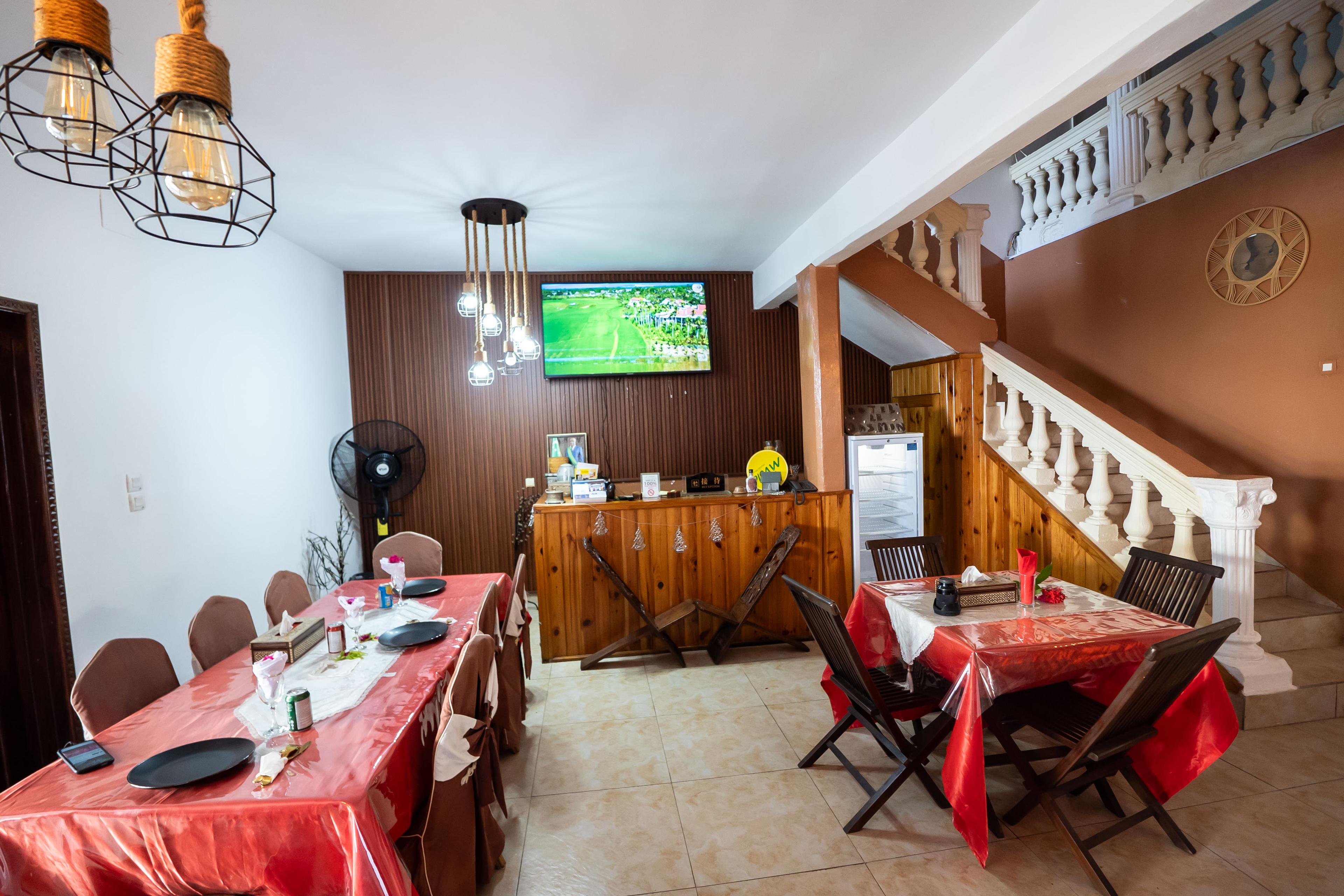 Salle intérieure du restaurant